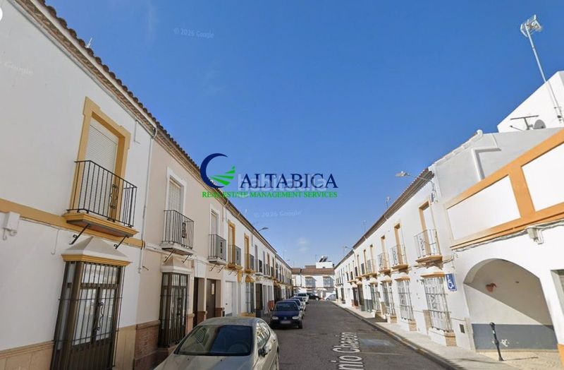 Foto 35868766-95c6-48b0-83e9-8c615e963177. Casa a Arahal