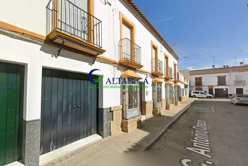 Foto a6c84831-e32c-471f-af14-e06bb3fab511. Casa a Arahal