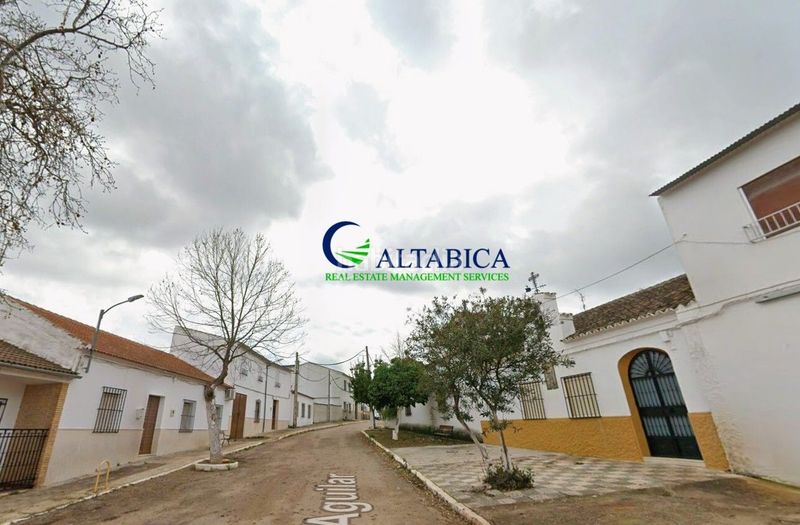 Foto dfae072b-7a6a-4ecb-ada7-31204e797822. Casa a Roda de Andalucía (La)