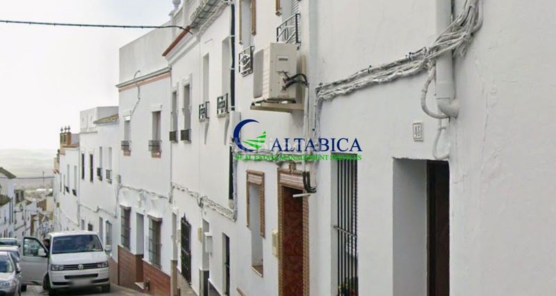 Foto c84ae76a-fda0-4a7d-8e13-98ce56595627. Casa a Montellano