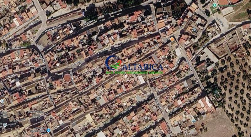 Foto eb601aba-0a27-4bd6-9cbf-b65acd3306d6. Casa a Montellano