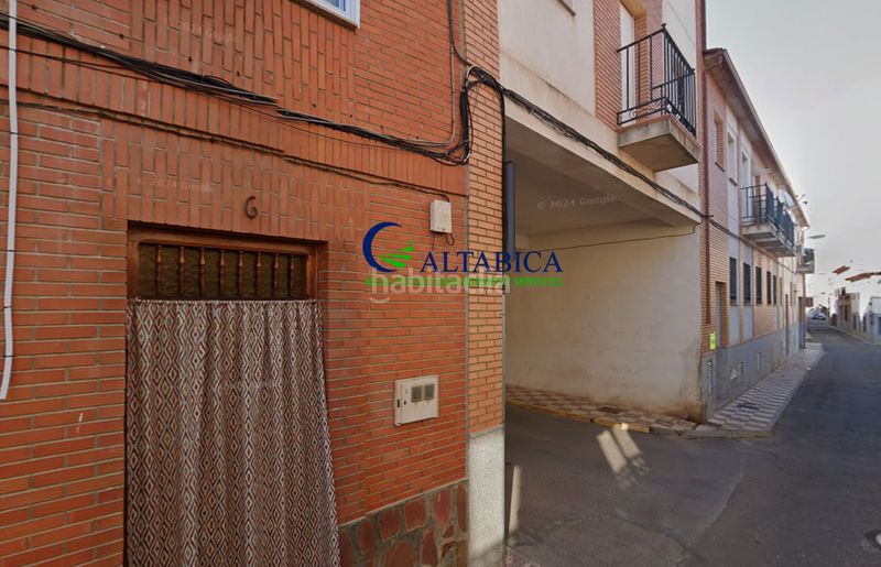 Foto 796c9be7-b74c-401c-bd35-72e26727b6ef. Aparcament cotxe a Yébenes (Los)