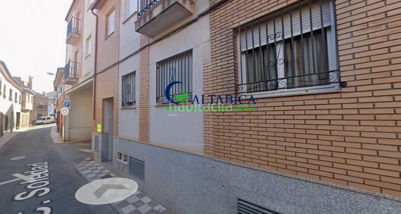 Foto da532bd0-a278-4cc4-aaff-02f8f55ed2e5. Aparcament cotxe a Yébenes (Los)