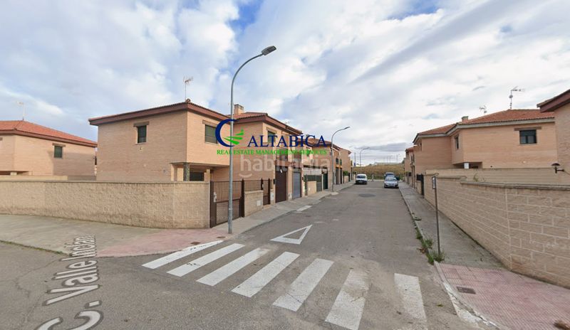 Foto 4a1d02ab-3c86-43ef-aa6d-d4b2e5a2b8fc. Casa in Mora