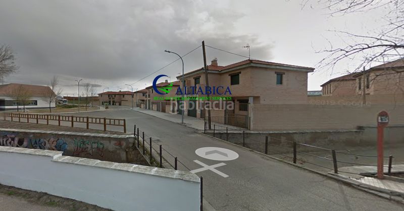 Foto aba7c7e4-d975-4315-81f9-d57d6483c081. Casa in Mora