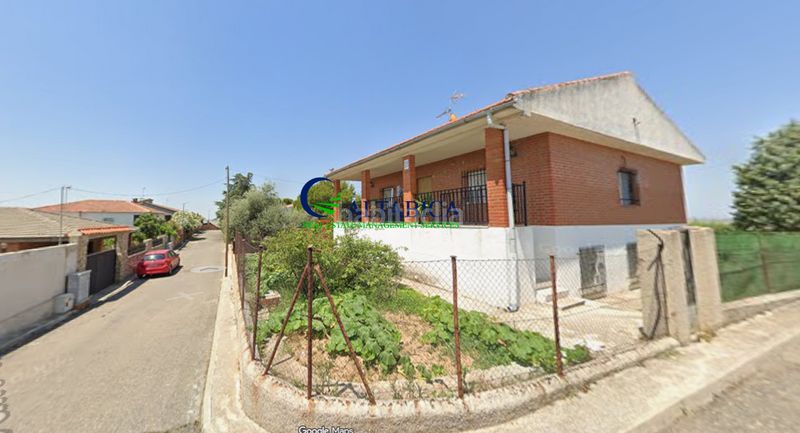 Foto e7562d79-d6ac-4bc6-9fcb-b41ccbb3510d. Casa a Palomeque