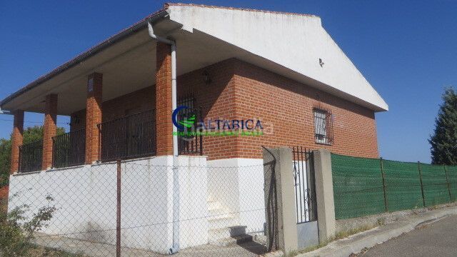 Foto eb7c37a9-0f67-40ba-9525-185dfe85f8b4. Casa a Palomeque