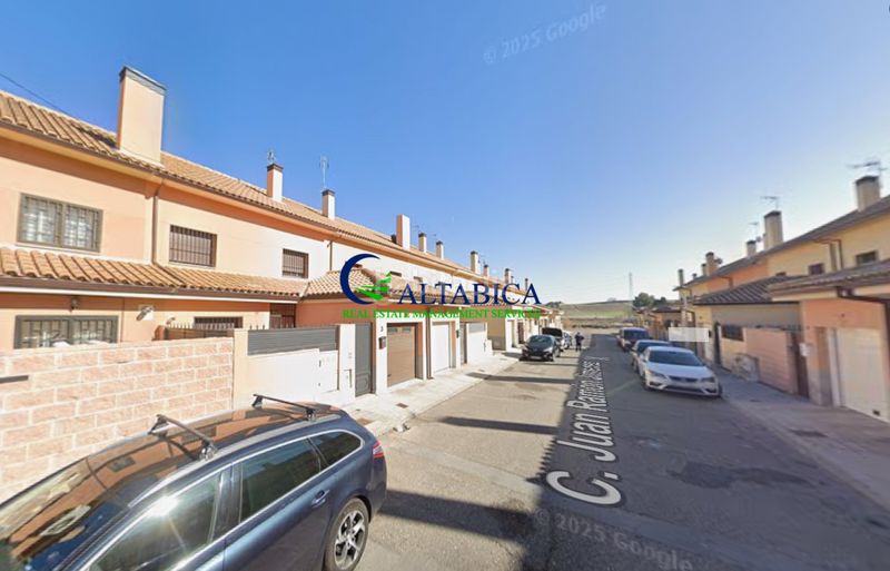 Foto da6087f5-259f-4e12-8d10-d1a89a745ce2. Casa a Numancia de la Sagra