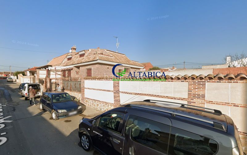 Foto a58963be-ba73-4444-b08f-17e5873989fd. Casa a Chozas de Canales