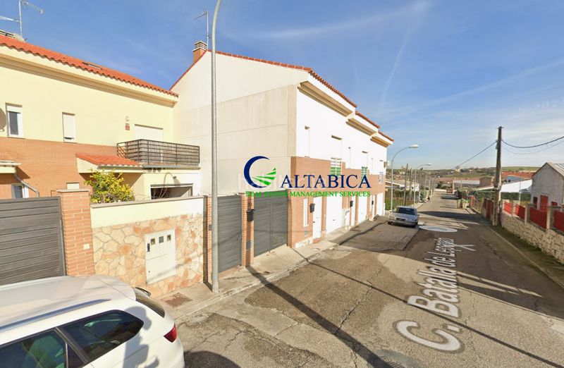 Foto aa108f1b-5a0d-4c03-9dba-b5b394f04db1. Casa a Camarena