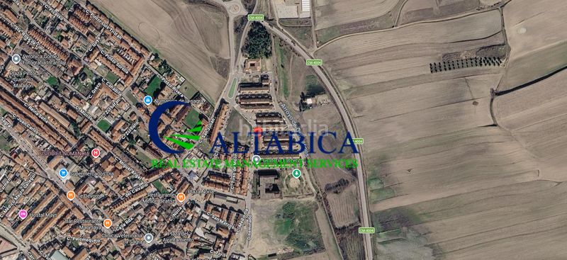 Foto 73aa5f50-ee5c-42f0-bf16-33d504c3f27d. Casa amb aparcament a Numancia de la Sagra