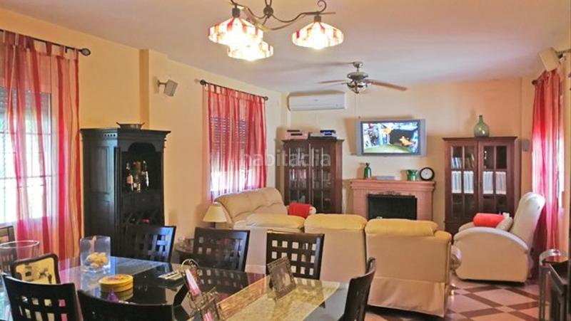 Foto c746ba8c-ea98-4504-a0f1-2b39de5e14b6. Terreno residencial en Viso del Alcor (El)