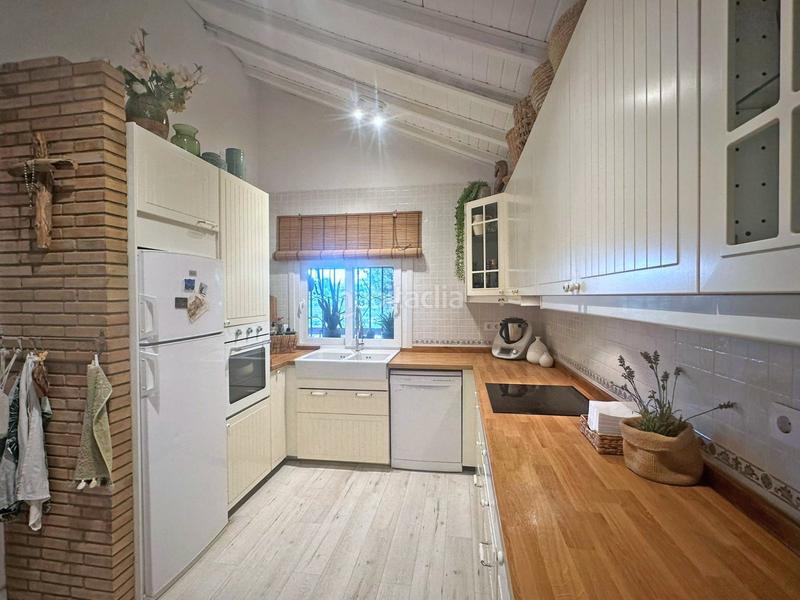 Foto b9af8394-8d2e-4bd2-a22d-6971bd21f6b3. Casa a schiera in Centro Alhaurín el Grande