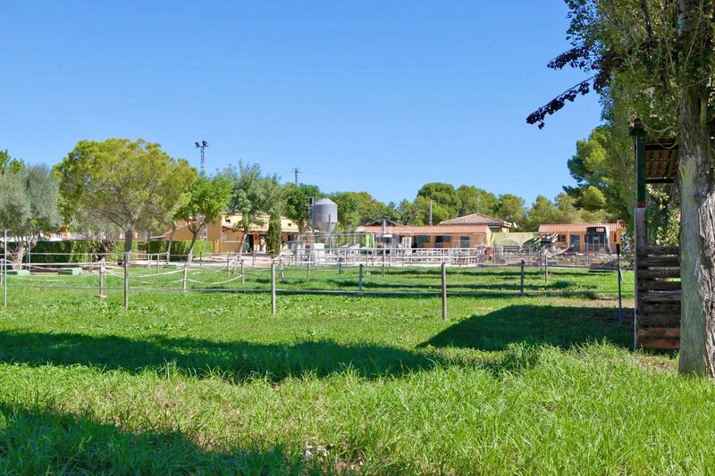 Foto cffa20a7-696b-4176-bbb3-78118a792519. Wohngrundstück in Centro Bétera