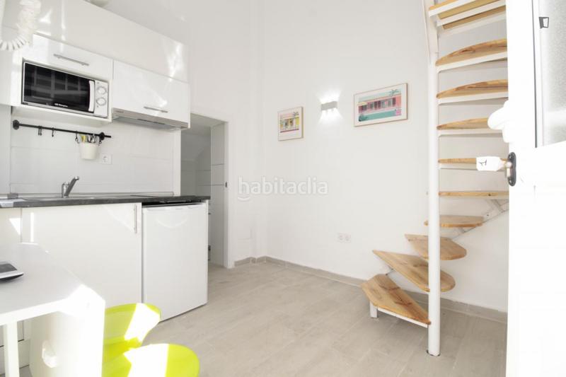 Foto 60b1ecc3-5106-4ed6-8c1e-39449164d2da. Lloguer apartament a Zofío Madrid