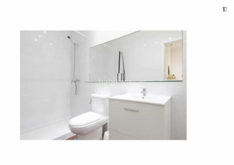 Foto 92bc36c0-8ffb-4601-b5db-303b64844c14. Lloguer apartament a Cortes-Huertas Madrid