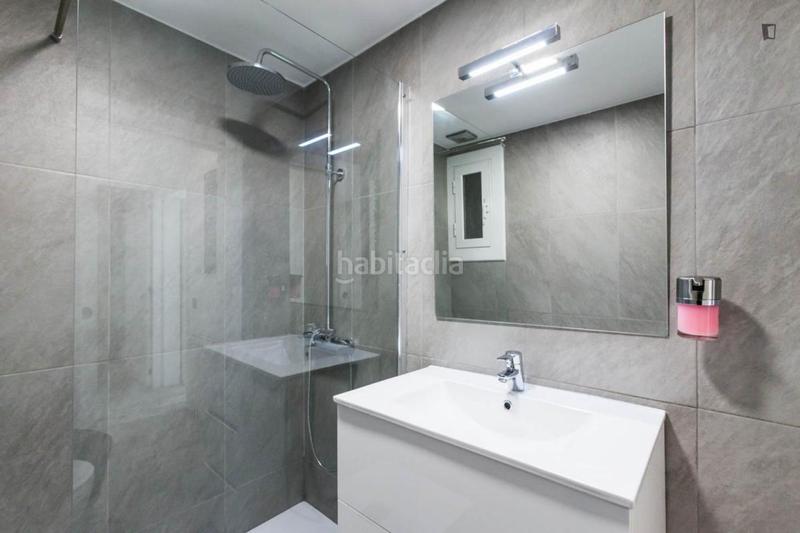 Foto 9cb8422d-122f-4eb6-ba08-7fb7a29494f8. Alquiler apartamento en Fort Pienc Barcelona