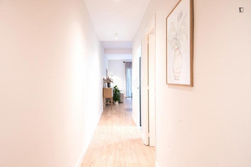 Foto 50932f1e-d656-4b4b-97bc-431956c2b080. Rent apartment with heating in Fort Pienc Barcelona