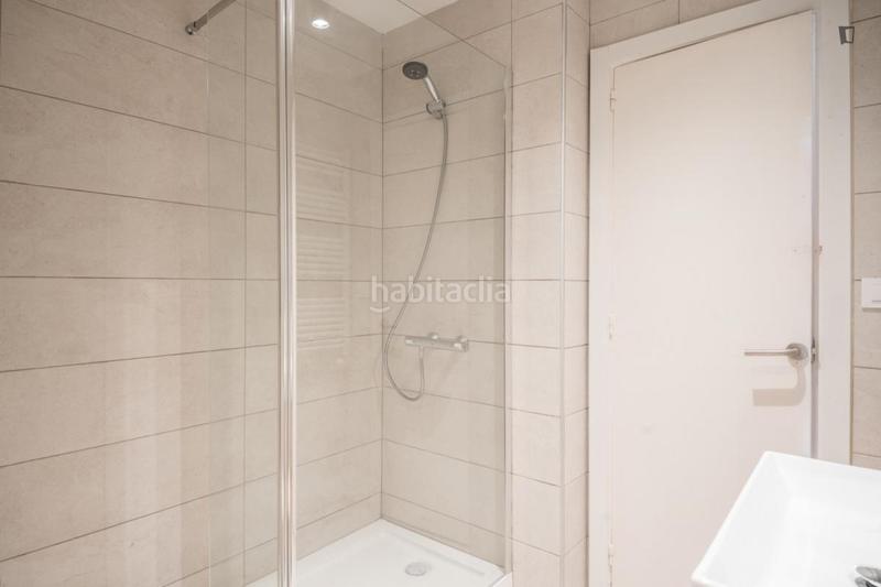 Foto e28f99d6-1f1b-452a-92c6-ceab99093bc2. Rent apartment with heating in Fort Pienc Barcelona