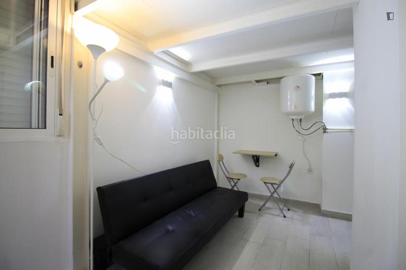 Foto 4853aa77-97e2-4632-8641-a13b38355142. Alquiler estudio en Pradolongo Madrid