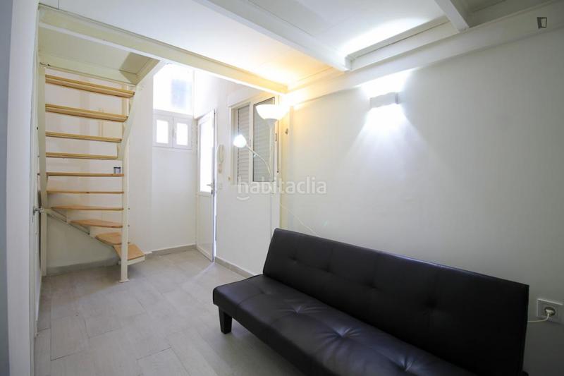 Foto 940eb050-7601-4bb1-8ebb-1a4311f6d9ce. Alquiler estudio en Pradolongo Madrid