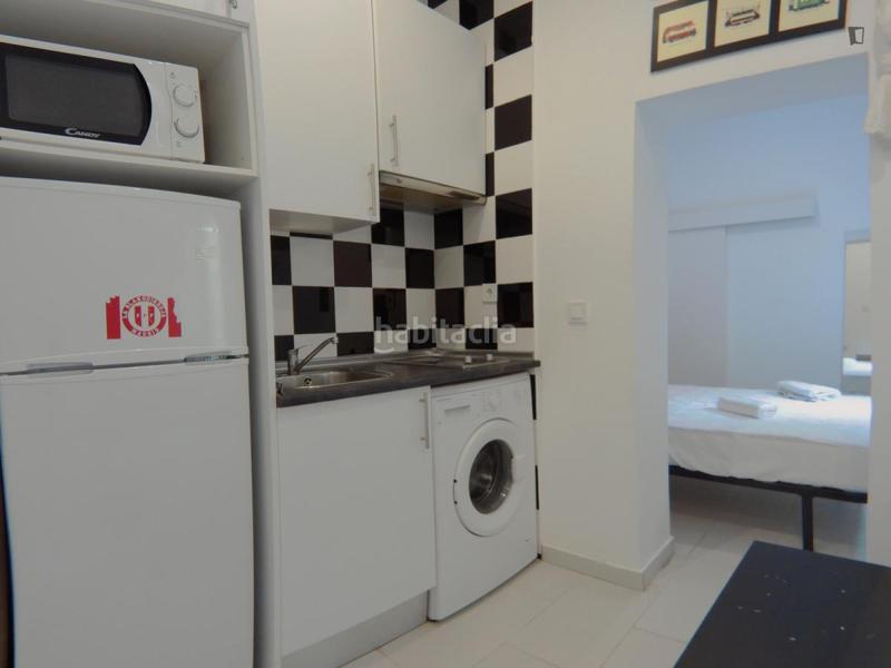 Foto 1983a846-81fd-45b3-bdf6-5e9b77549ab9. Rent studio in Pradolongo Madrid