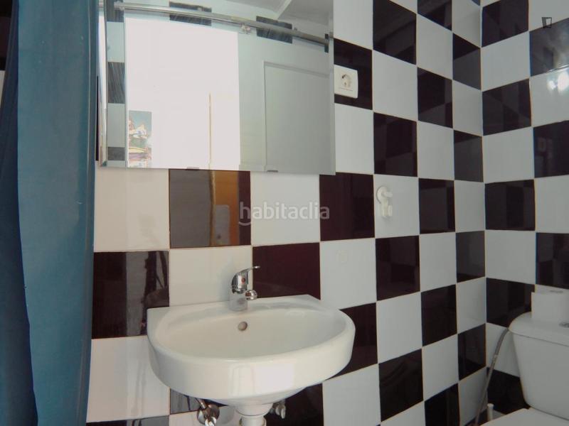 Foto f3dd0abe-298f-4123-b6c4-7eec109ea294. Alquiler estudio en Puerta del Ángel Madrid