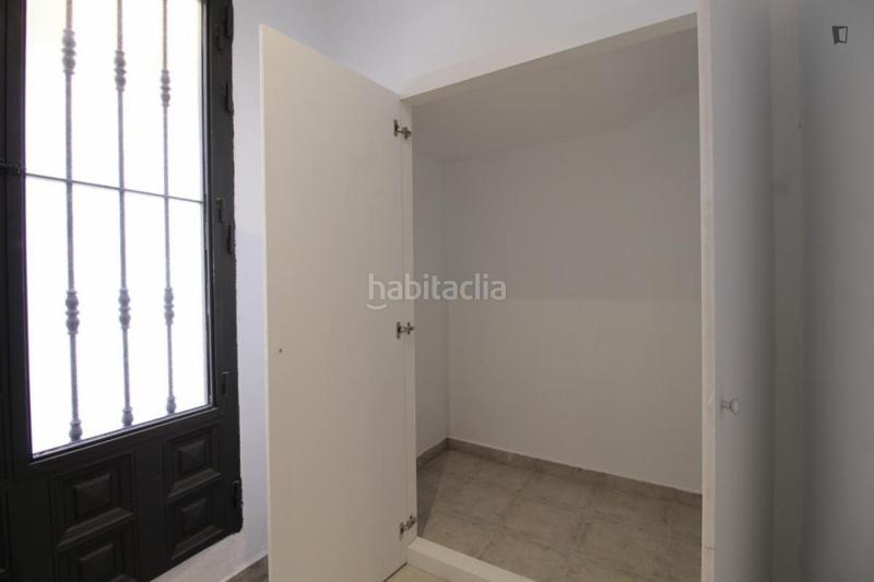 Foto 0507c67e-095c-47a8-bfbf-e7935bf5d07a. Alquiler estudio en Berruguete Madrid