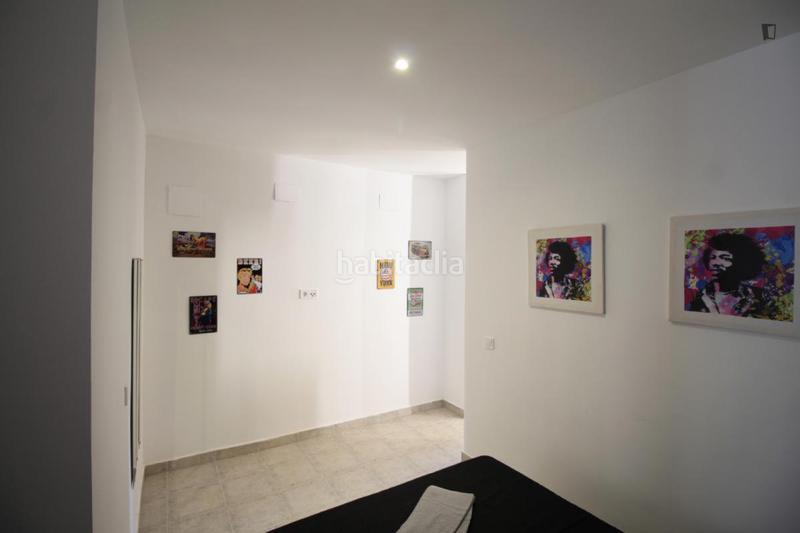 Foto 10ff8053-651a-434f-bff3-65e86e02a024. Alquiler estudio en Berruguete Madrid