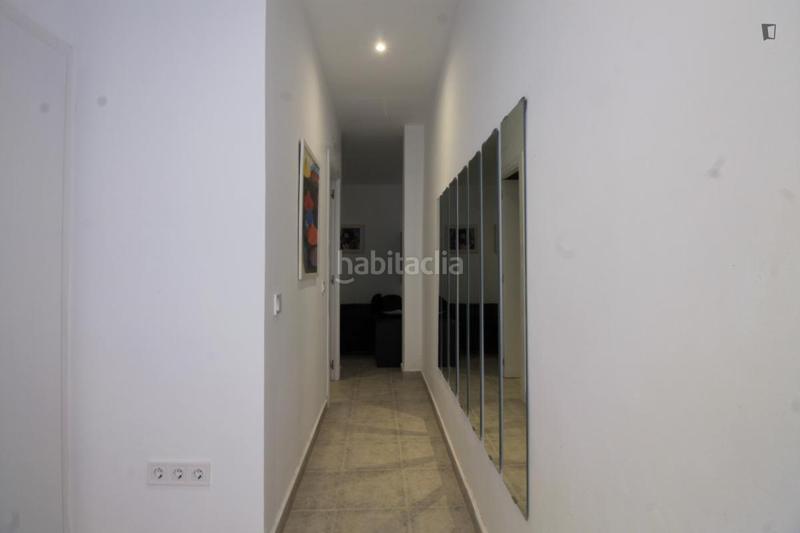 Foto b96c9df2-a735-4cf7-b356-1719119a341e. Alquiler estudio en Berruguete Madrid