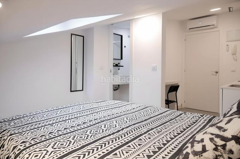 Foto 03ba6fdd-dc68-4f4a-ac7c-04ee141431fe. Rent studio with heating in Opañel Madrid