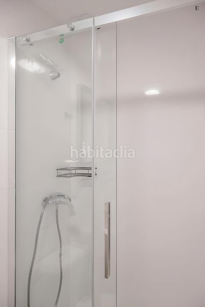 Foto 3f8ef3c5-5890-4f12-9769-e653a32f1237. Rent studio with heating in Opañel Madrid