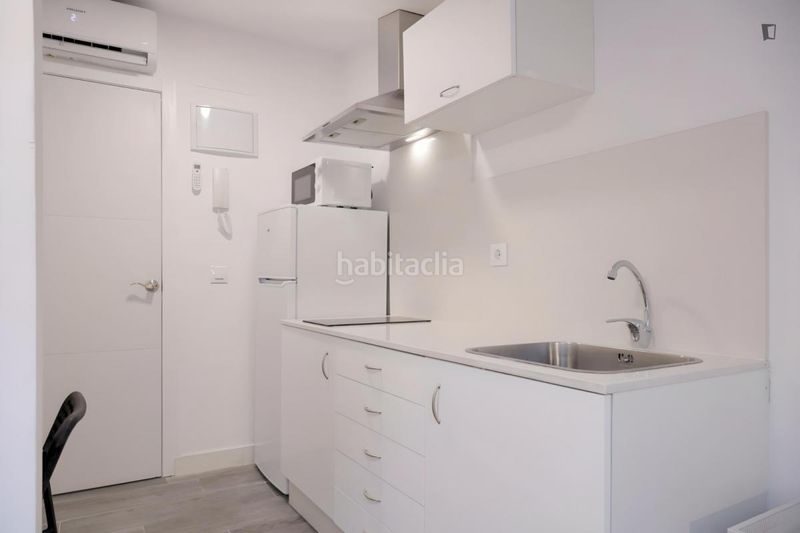 Foto 4d63c1a1-8512-436f-91bb-0f4d9ad1f40b. Rent studio with heating in Opañel Madrid