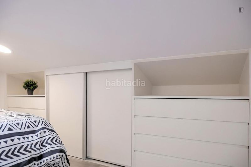 Foto 694bcdca-d1ec-47f0-a9a7-c988c0452bed. Rent studio with heating in Opañel Madrid