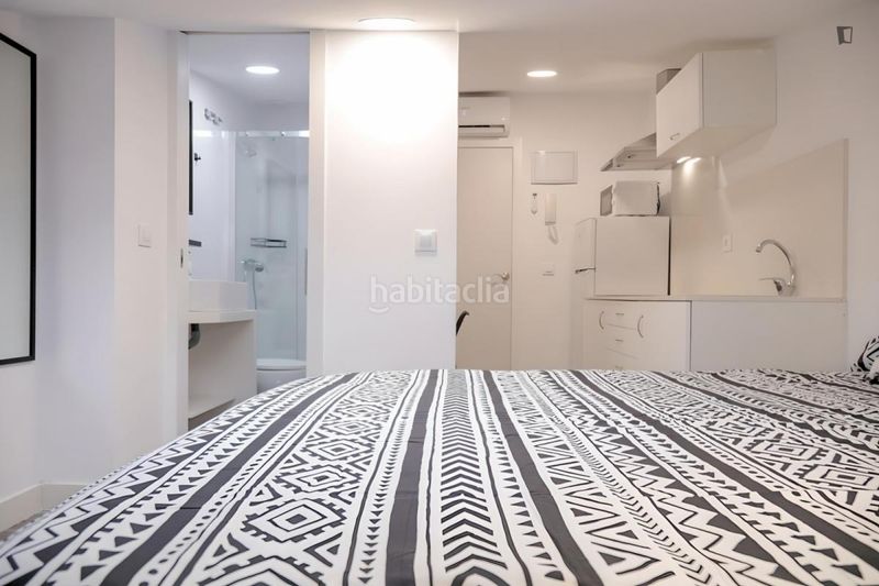 Foto c739a23e-c2fe-43d9-b23f-35205be0da43. Rent studio with heating in Opañel Madrid