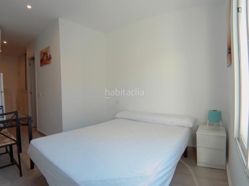 Foto be91cef6-6d14-4039-857d-58f6442f5829. Alquiler estudio en Berruguete Madrid