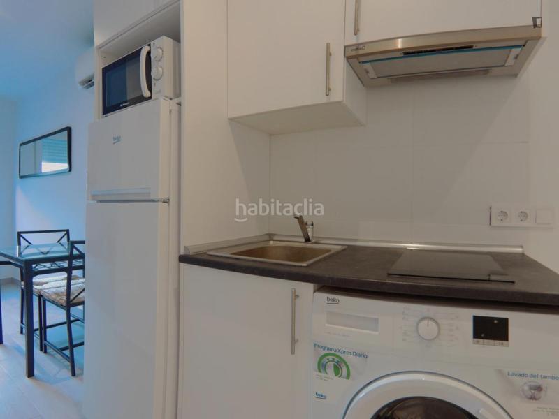 Foto cbe96a29-483c-4f9b-81be-3cccf76ebf48. Alquiler estudio en Berruguete Madrid