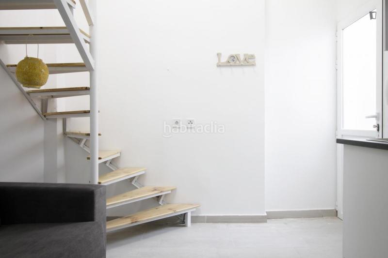 Foto d228627b-252a-4a9a-83cb-86a96c8363d1. Rent studio in Zofío Madrid
