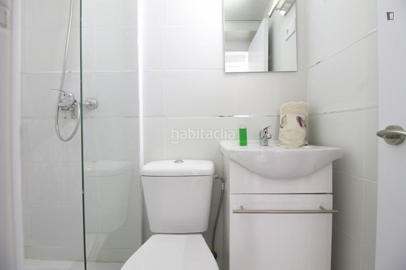 Foto d887b1b6-2892-4a90-8849-c4071c16a75a. Rent studio in Zofío Madrid
