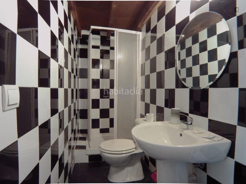 Foto 3146b65d-2e9c-41fc-9136-09268df19867. Location studio dans Valdeacederas Madrid