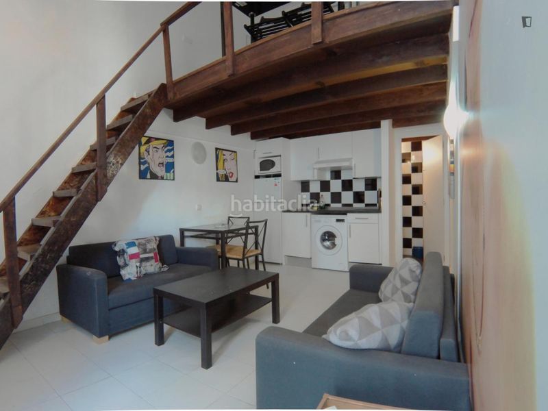 Foto 840a5a2e-67de-46eb-ae8c-120255475008. Location studio dans Valdeacederas Madrid