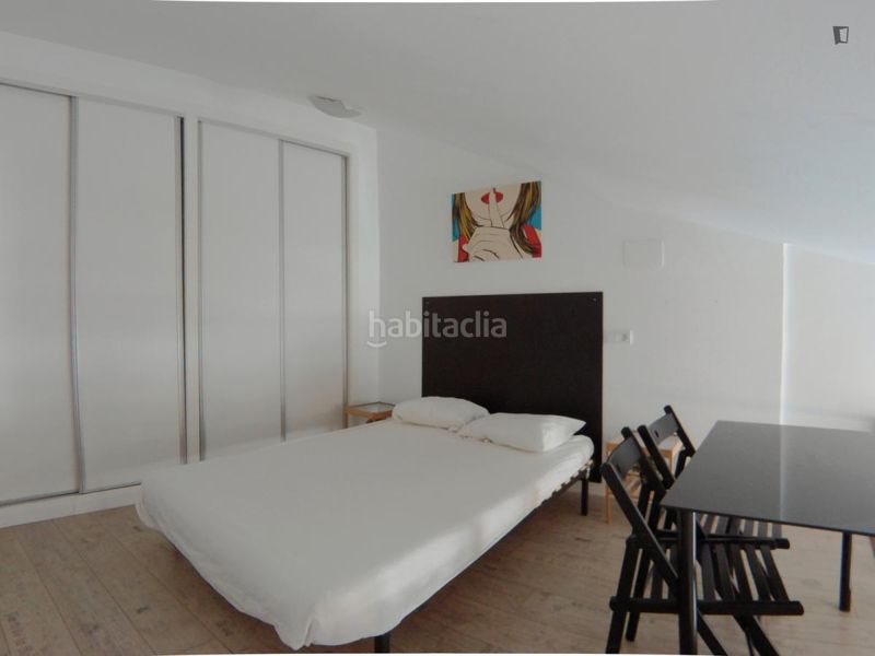 Foto 9380ad3b-35e7-4ca3-9ec8-5e2068e01336. Location studio dans Valdeacederas Madrid