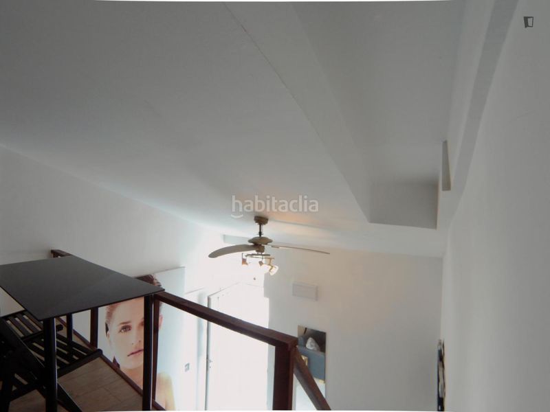 Foto 9ead652d-19a8-408a-b99f-8937b0ca9103. Location studio dans Valdeacederas Madrid