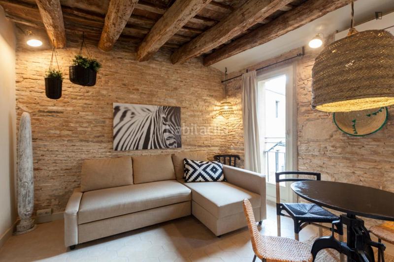 Foto 1edeefc8-cce6-418b-9f88-5b1091a783e9. Miete studiowohnung mit heizung in Gòtic Barcelona