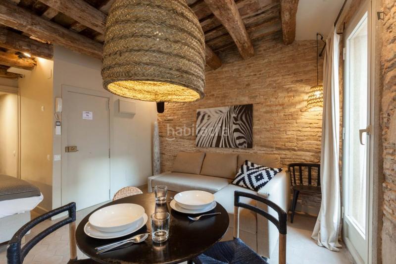 Foto 349d8b37-58c8-4a5c-a5d7-486d82da8142. Miete studiowohnung mit heizung in Gòtic Barcelona
