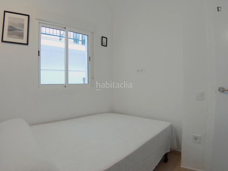 Foto 24cb72e4-38d8-4c7a-8b14-3de06833e27f. Lloguer apartament a Zofío Madrid
