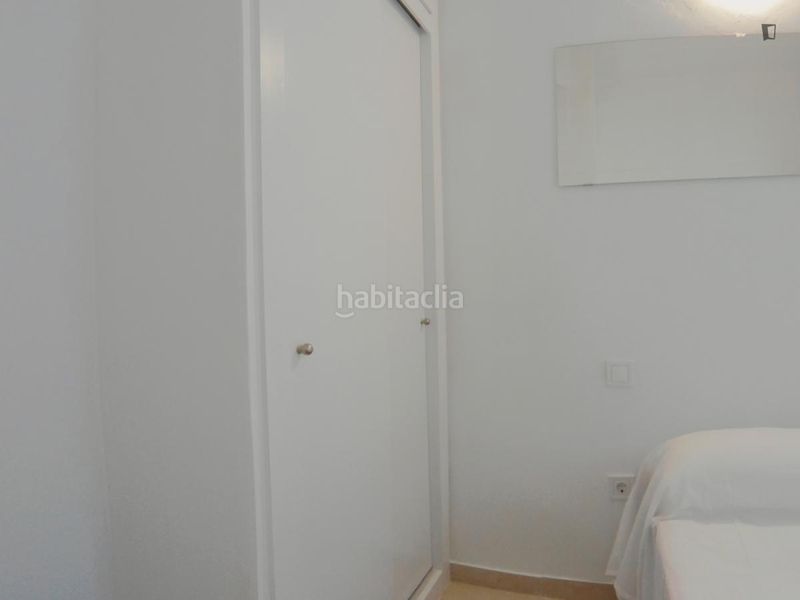 Foto 312b99d9-66ab-47cb-b273-beb7355e092d. Lloguer apartament a Zofío Madrid