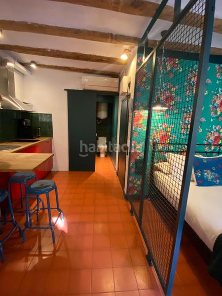 Foto 535e25ad-dab3-4a33-8c82-88a2b35348bd. Location studio avec chauffage dans Gòtic Barcelona