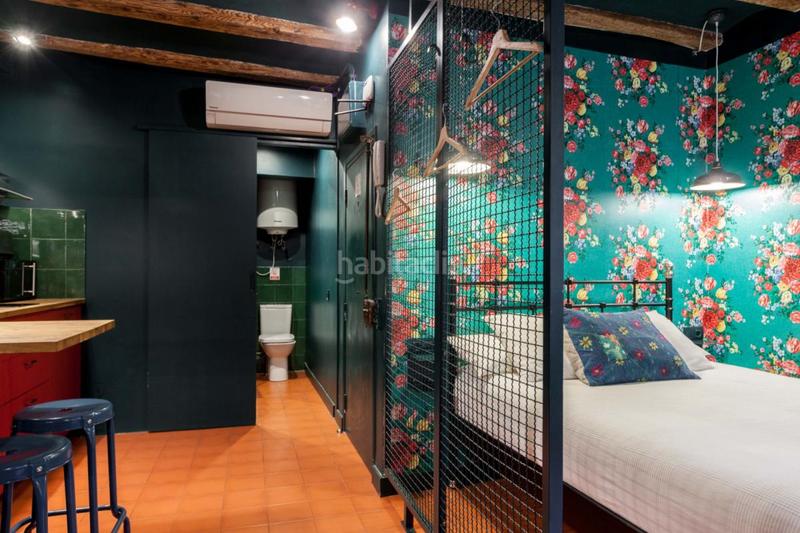 Foto f1b6a6ab-fa6d-47c4-9577-75dac9cdd3a3. Location studio avec chauffage dans Gòtic Barcelona
