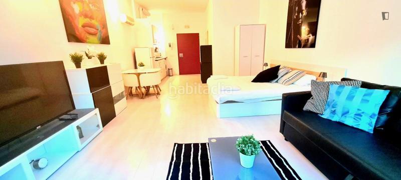 Foto 7f567d97-9bbd-4511-b164-122dc24b7715. Alquiler estudio en Virgen del Cortijo-Manoteras Madrid